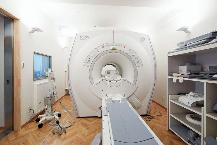新たに導入したサイレントスキャン対応MRI。音が静かで画像も鮮明です（港北エヌティークリニック：都筑区北山田）