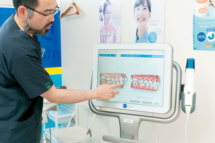 神奈川県内で初めて導入されたスキャニングマシーンは、治療経過のシミュレーションも可能です（荏田ファミリー歯科・矯正歯科：青葉区荏田西）