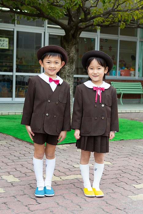 寝屋川市恵愛幼稚園制服、鞄、体操服一式 - キッズ用品