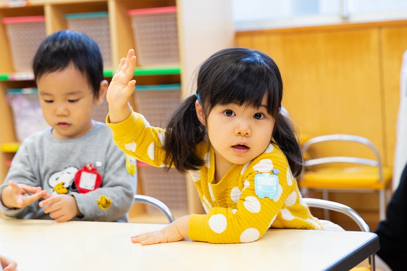 親子一緒、または母子分離が選べる、都筑ヶ丘幼稚園の未就園児・２歳児クラス