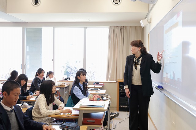 グローバルゾーンや海外留学など 英語を学ぶ環境は授業の発展形