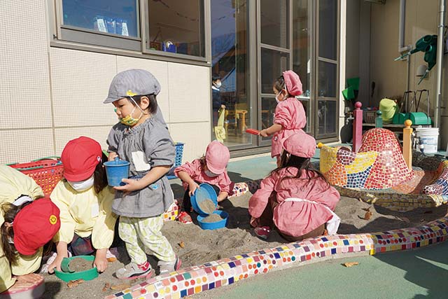 おおば白ゆり幼稚園 プレ保育 未就園児クラス UFO（宙歩） 横浜市青葉区 2歳児 満3歳児 入園