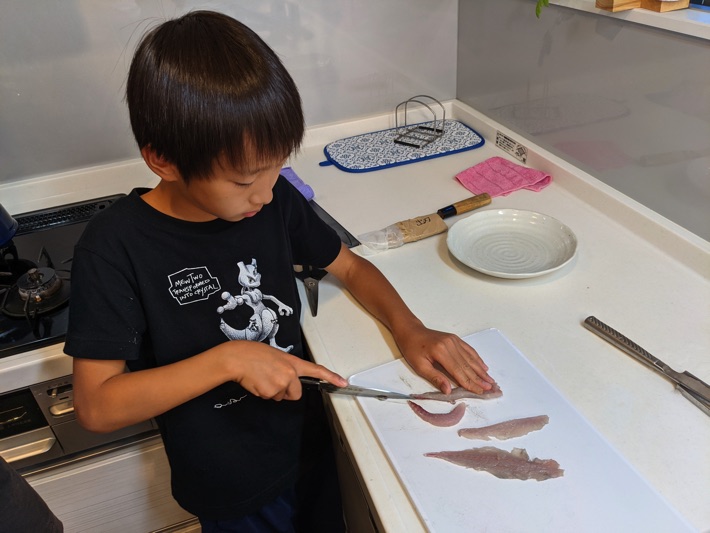 ビタミンママ デキる子どもを育てるシリーズ 荒川屋 イシモチ 魚をさばく 探求