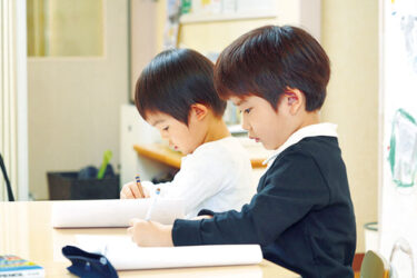 【富士チャイルドアカデミー】小学校受験コースのタイムスケジュール