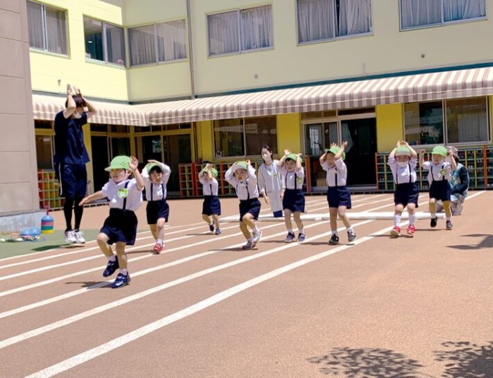 むつみ幼稚園の体操の様子