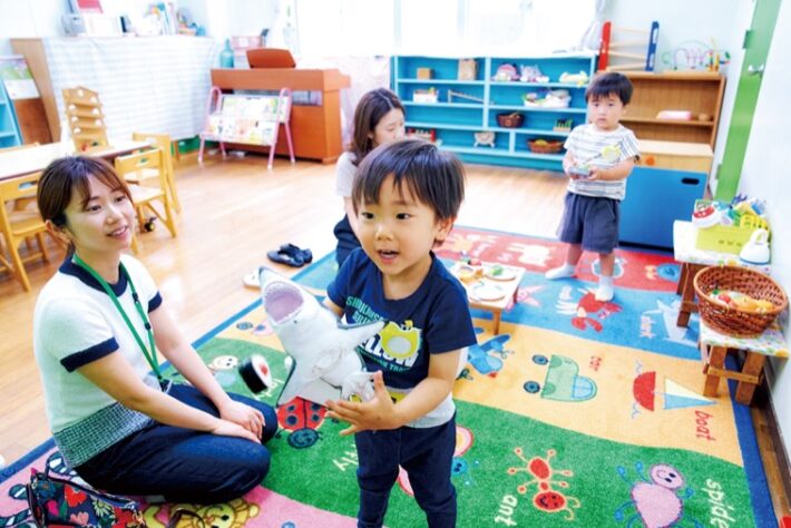 冨士見幼稚園未就園児クラスの自由遊びの様子