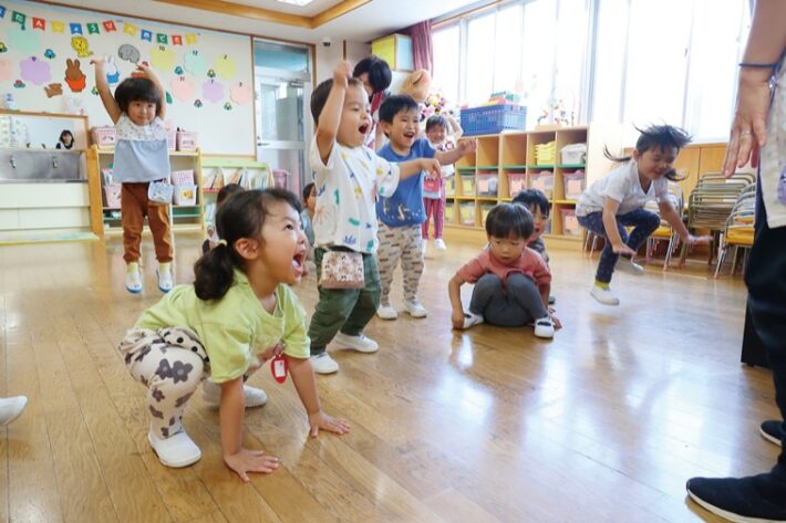 都筑ヶ丘幼稚園満3歳児の様子