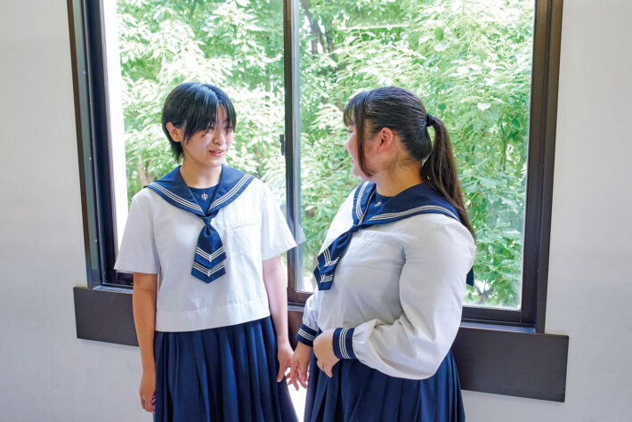 湘南白百合学園中学・高等学校の教室風景