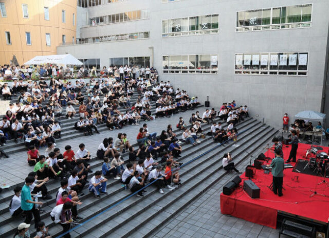 東京都市大学付属中学校・高等学校の文化祭「柏苑祭」