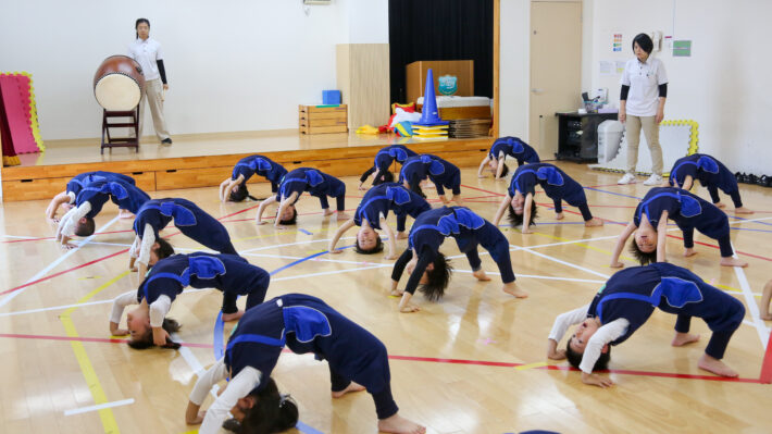 横浜市都筑区にあるkidsDuoインターナショナルセンター南。保育の様子。