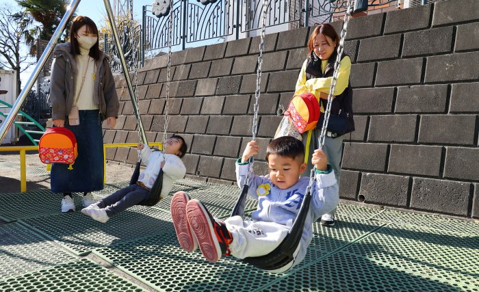 横浜市都筑区にあるすぎの森幼稚園。プレ保育の様子