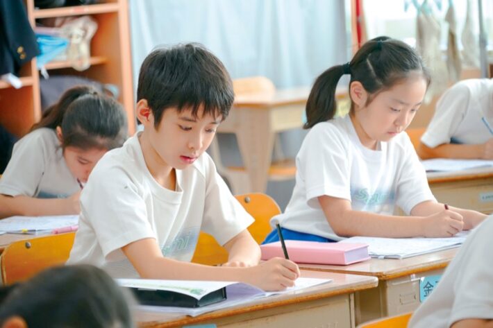 相模女子大学小学部の教室