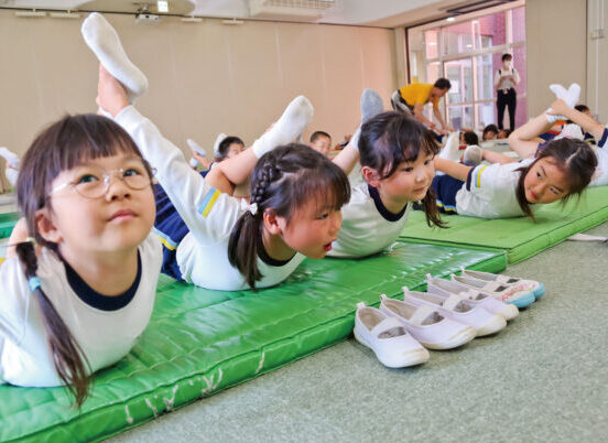 藤が丘幼稚園サーキット形式の運動