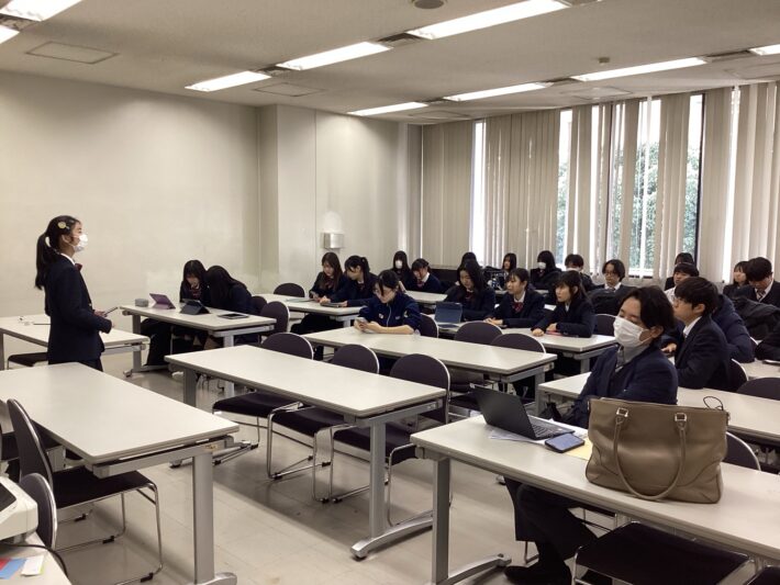 桐蔭学園中等教育学校の修学旅行委員