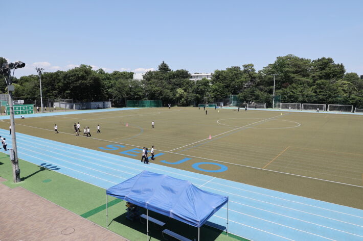 成城学園中学校高等学校の第一グラウンド