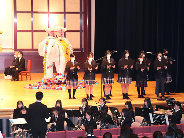 駒沢学園女子中学校・高等学校 仏教行事の一つに「花まつり」