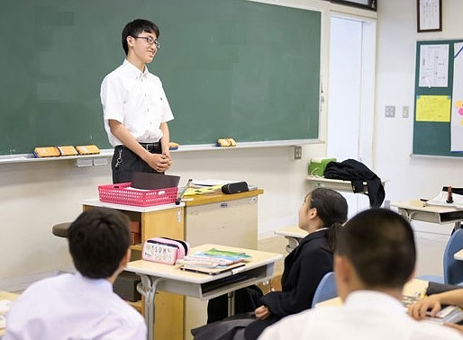 桐蔭学園中等教育学校 朝の１分間スピーチ
