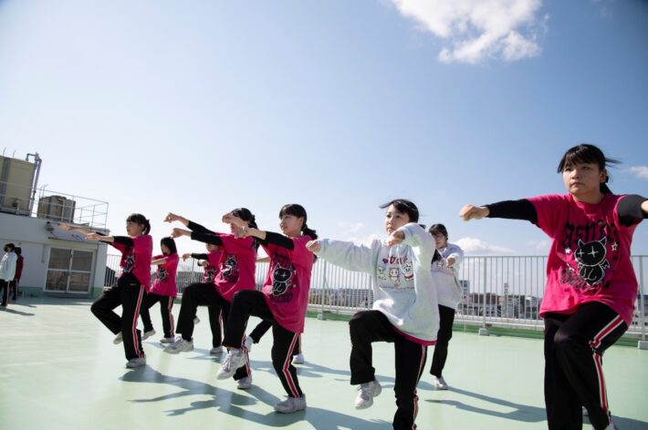 横浜女学院中学校高等学校　ダンス部の練習風景