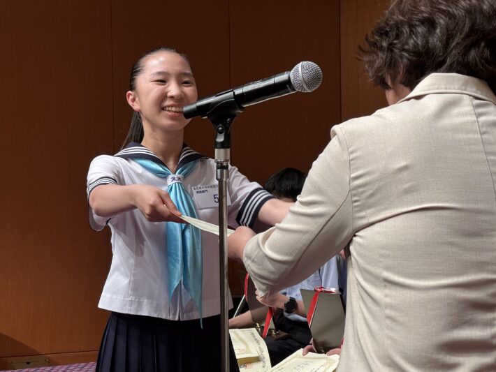 昭和女子大附属 昭和中学校・昭和高等学校 NHK全国中学校放送コンテストの表彰式の様子