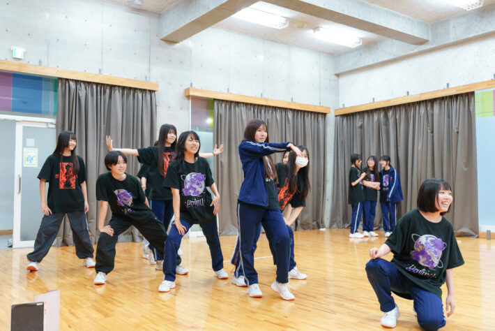 女子美術大学付属高等学校・中学校の洋舞部