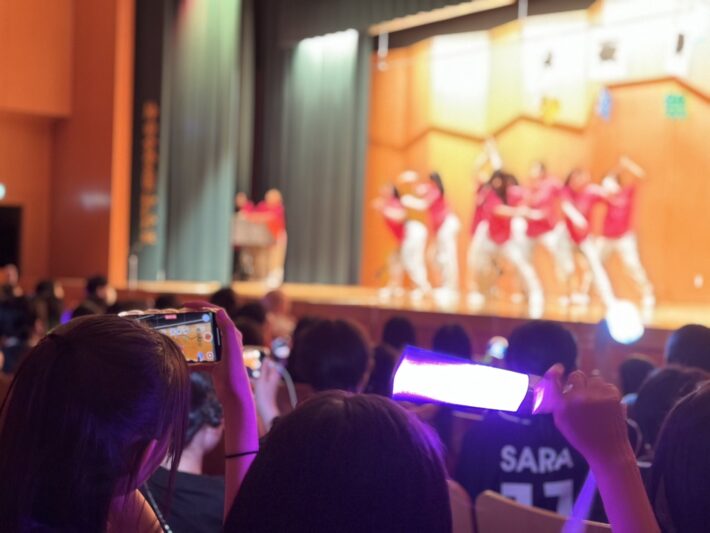 神田女学園中学校高等学校　文化祭の後夜祭にて