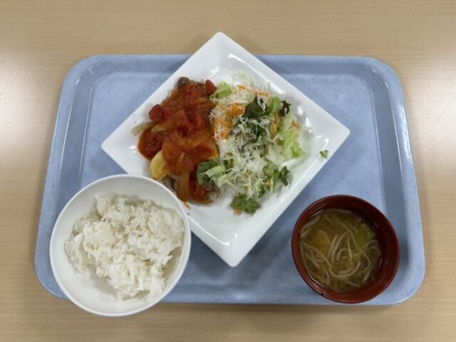 文教大学付属中学校の日替わりランチメニュー