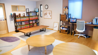 移転・リニューアルで思春期の子どもたちの「サードプレイス」に！第二章が始まった「RON進学塾」塾長が語るこれからの塾選び。