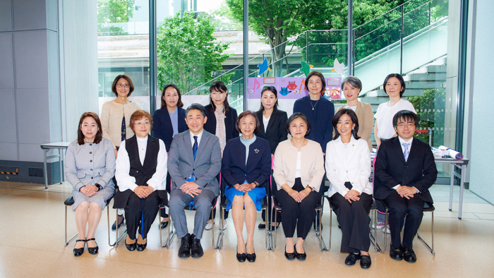 富士チャイルドアカデミーの先生たち