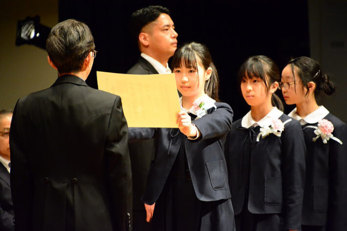 昭和女子大学附属昭和小学校の卒業式