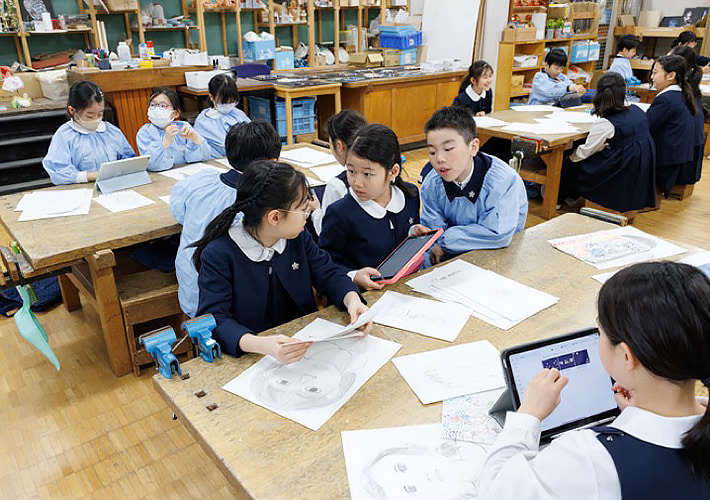 iPadを使用して、思考を深める昭和女子大学附属昭和小学校
