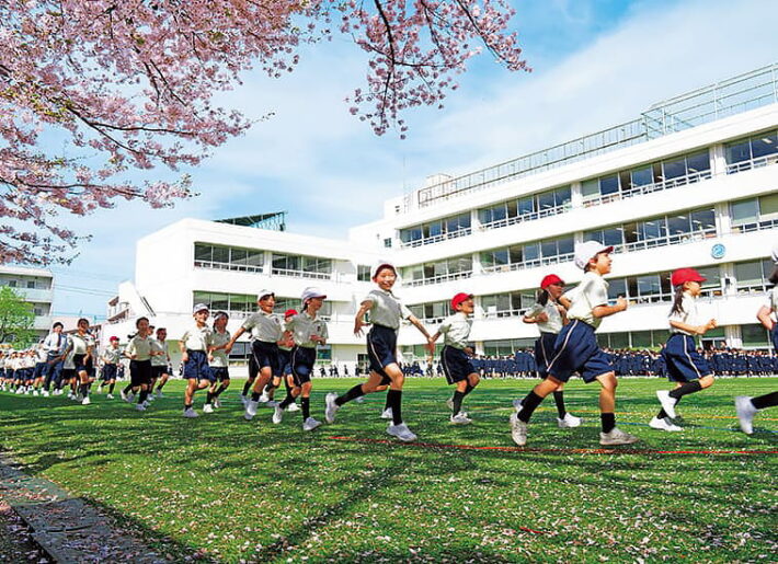 昭和女子大学附属昭和小学校の「富士登山マラソン」向けてのトレーニング