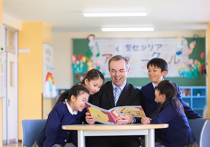 聖セシリア小学校エドワーズ先生