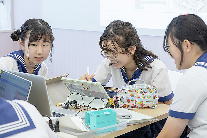 日本女子大学附属中学校・高等学校